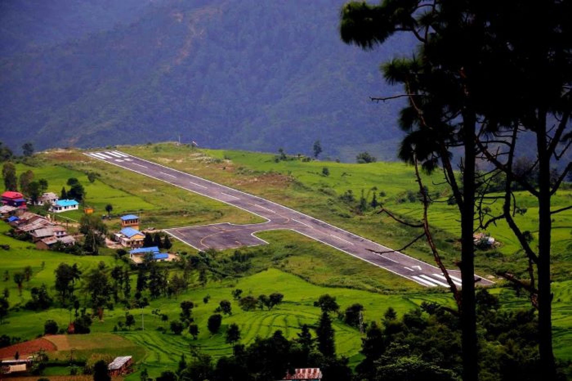 भोजपुर विमानस्थलको नयाँ टर्मिनल भवनको शिलान्यास